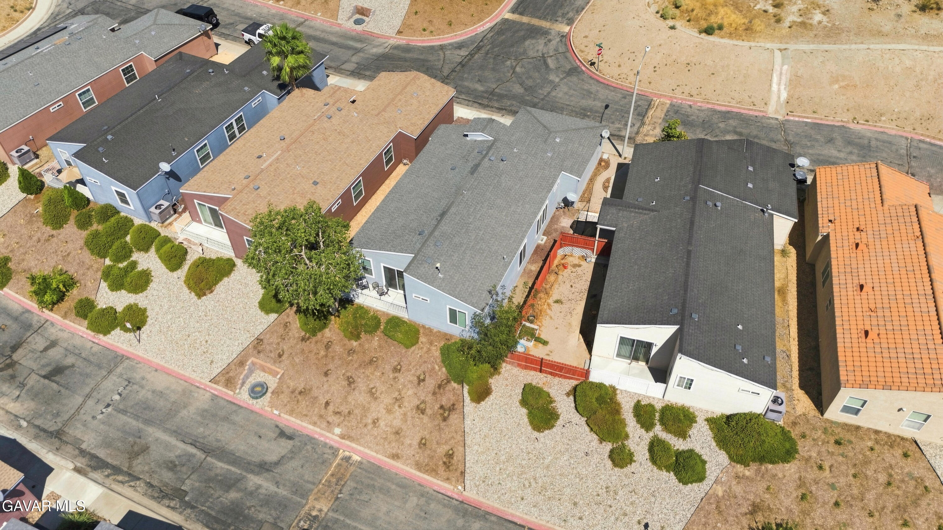 2416 Sunset Ridge Drive Rosamond, CA 93560 - Photo 33 of 34 DJI_20260828112155_0020_D