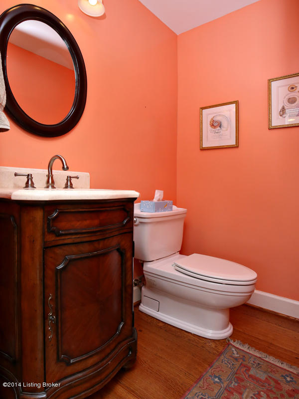 16 Ridge Road Louisville, KY 40205 - Photo 17 of 32 Powder room off of kitchen