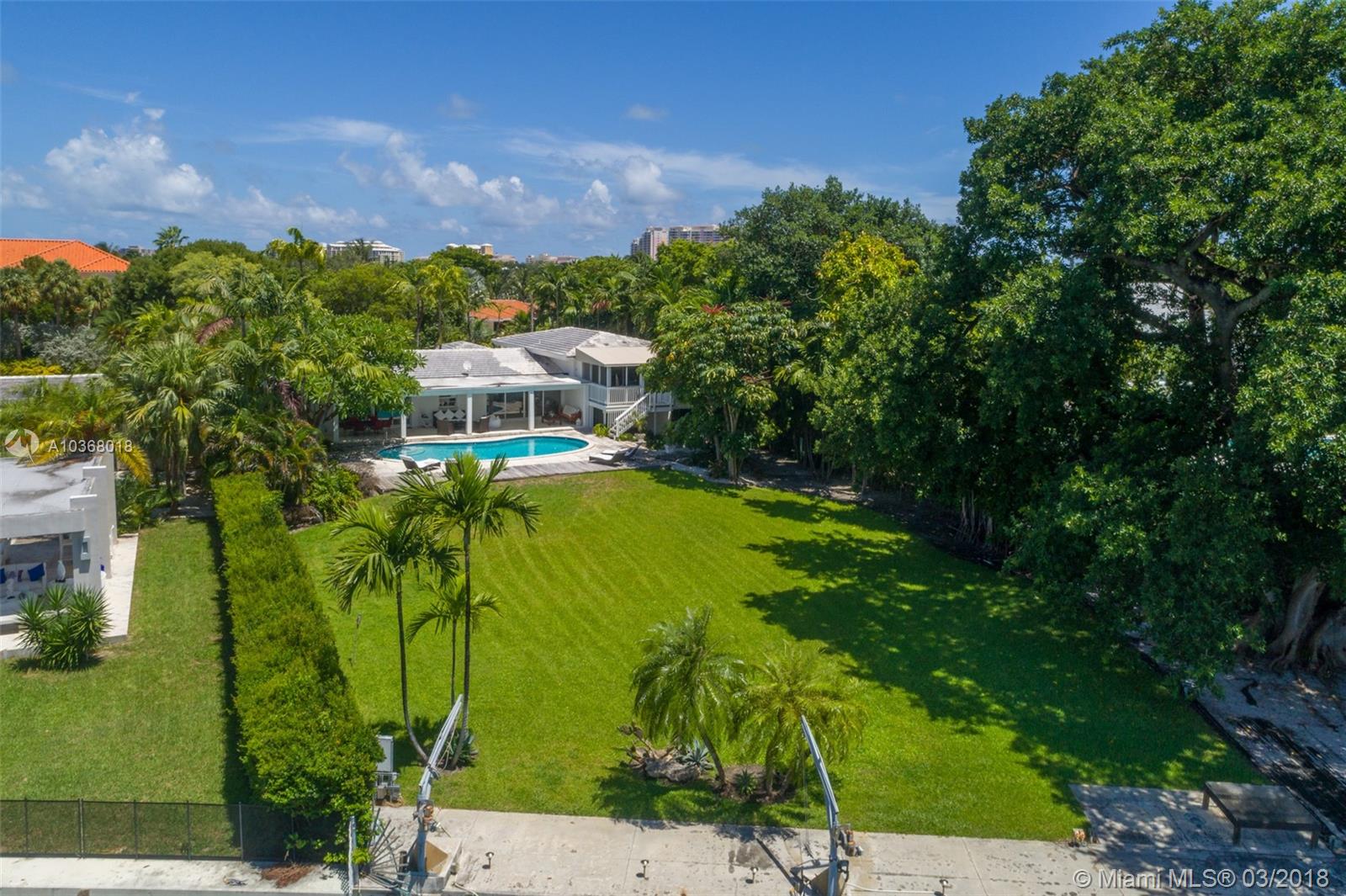 910 Harbor Drive Key Biscayne, FL 33149 - Photo 3 of 20