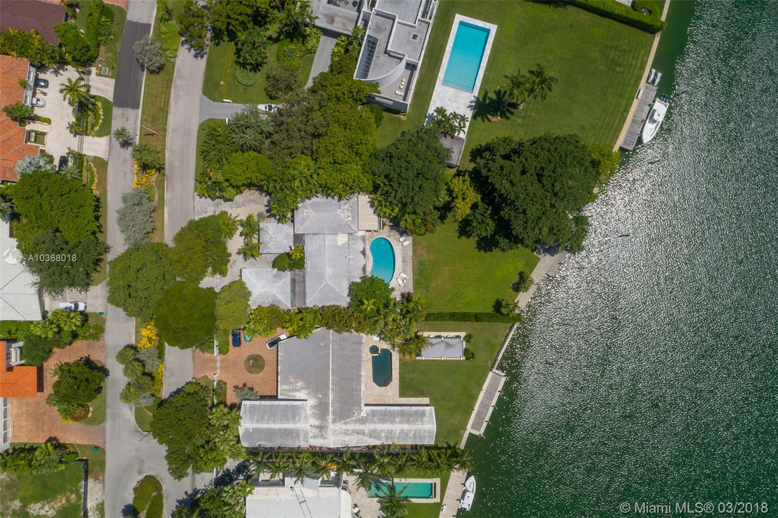 910 Harbor Drive Key Biscayne, FL 33149 - Photo 7 of 20