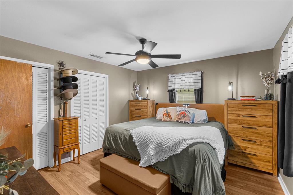 602 Colonial Drive Athens, TX 75751 - Photo 7 of 39 Primary bedroom