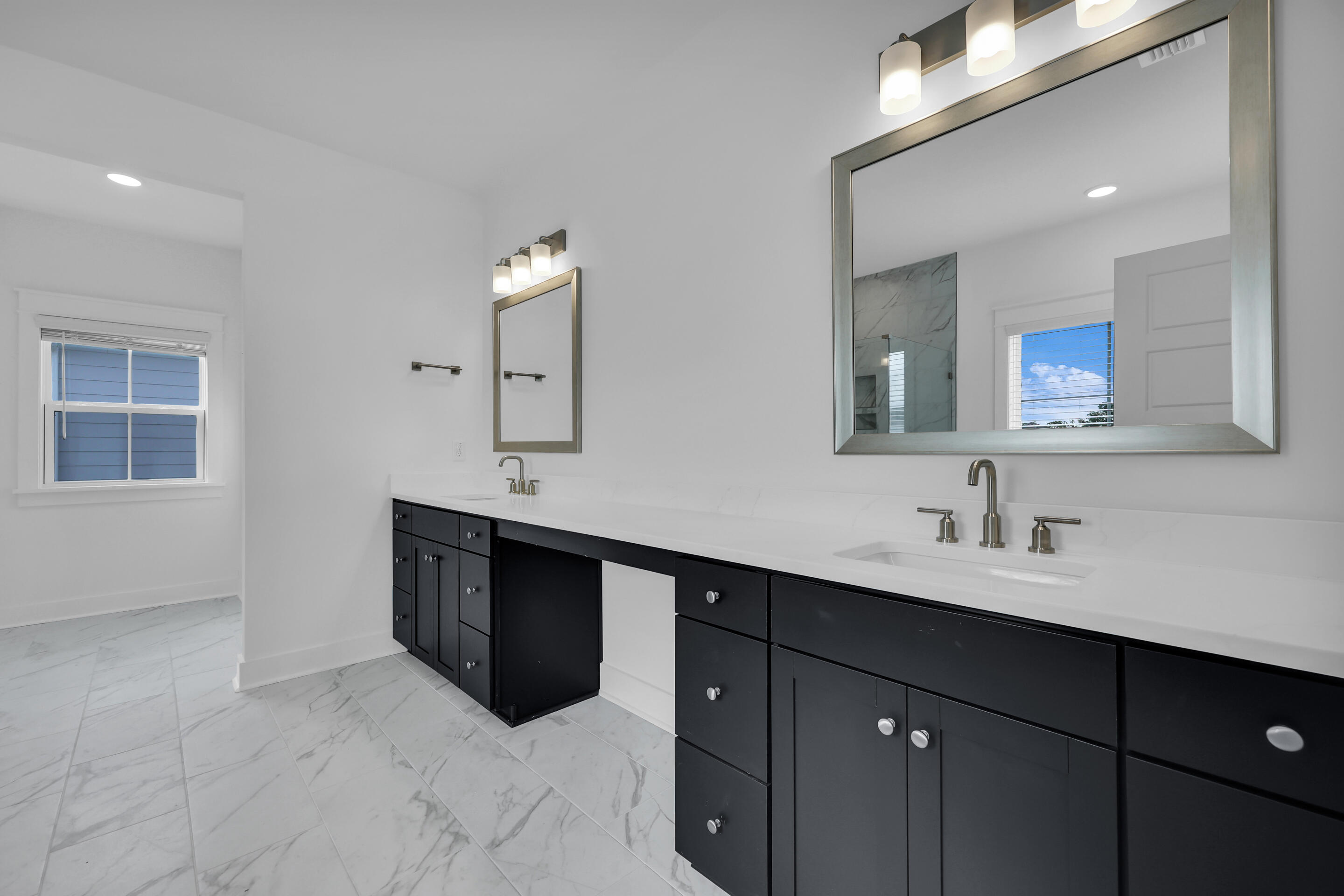 2319 Minifarm Way, Unit 519 Mount Pleasant, SC 29466 - Photo 19 of 51 primary suite bath