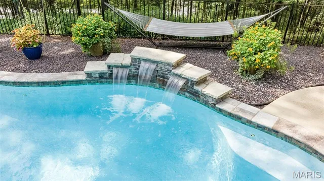 $685,000 | 51 Nordic Lane, Defiance, MO 63341