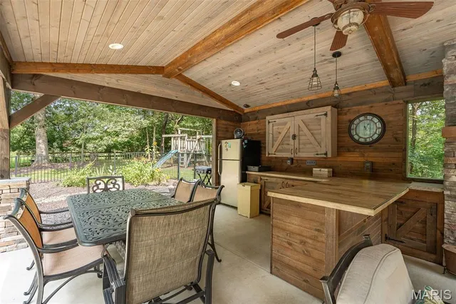 $685,000 | 51 Nordic Lane, Defiance, MO 63341