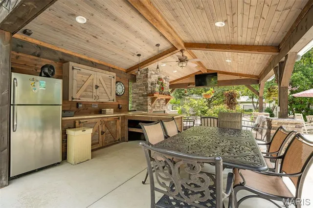 $685,000 | 51 Nordic Lane, Defiance, MO 63341