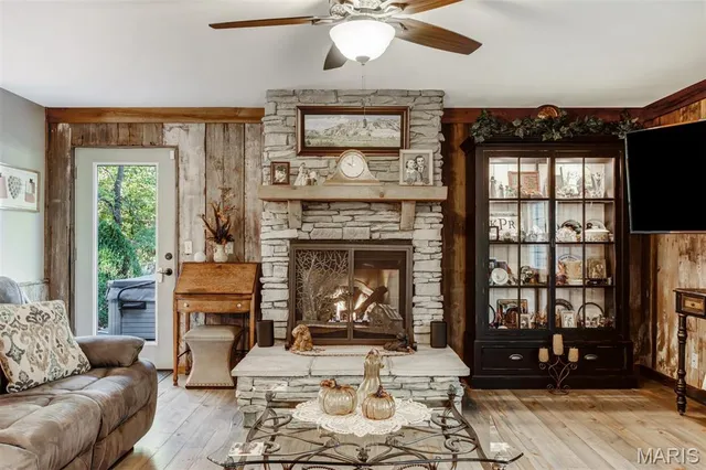 $685,000 | 51 Nordic Lane, Defiance, MO 63341