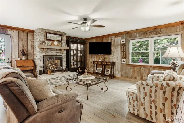 $685,000 | 51 Nordic Lane, Defiance, MO 63341