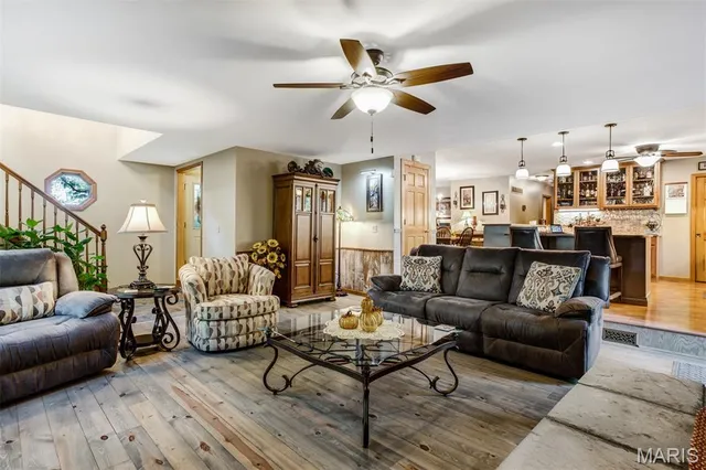 $685,000 | 51 Nordic Lane, Defiance, MO 63341