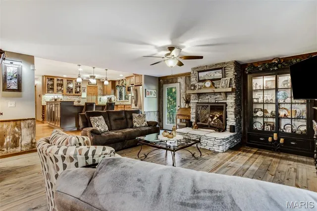 $685,000 | 51 Nordic Lane, Defiance, MO 63341