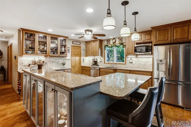 $685,000 | 51 Nordic Lane, Defiance, MO 63341