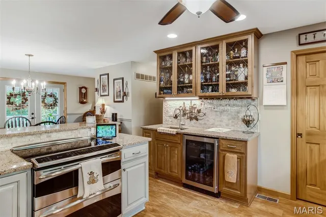 $685,000 | 51 Nordic Lane, Defiance, MO 63341