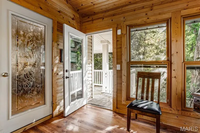 $685,000 | 51 Nordic Lane, Defiance, MO 63341