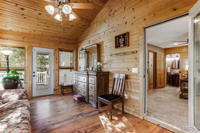 $685,000 | 51 Nordic Lane, Defiance, MO 63341