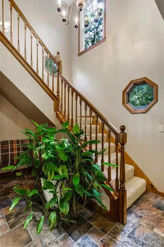 $685,000 | 51 Nordic Lane, Defiance, MO 63341