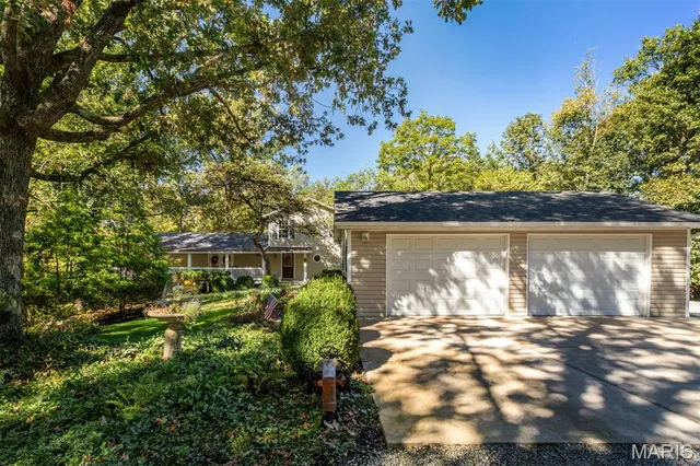 $685,000 | 51 Nordic Lane, Defiance, MO 63341