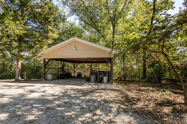 $685,000 | 51 Nordic Lane, Defiance, MO 63341