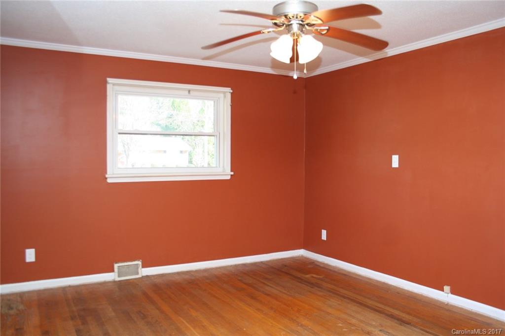 1504 Huntingdon Road Kannapolis, NC 28081 - Photo 3 of 15 Gallery Image 3