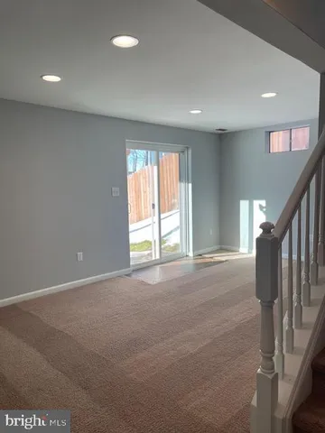 $2,395 | 25 Sir Thomas Lane, Newark, DE 19702