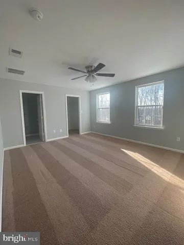 $2,395 | 25 Sir Thomas Lane, Newark, DE 19702