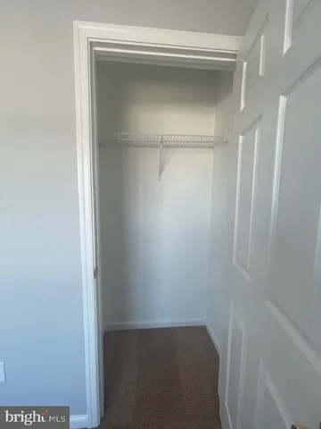 $2,395 | 25 Sir Thomas Lane, Newark, DE 19702