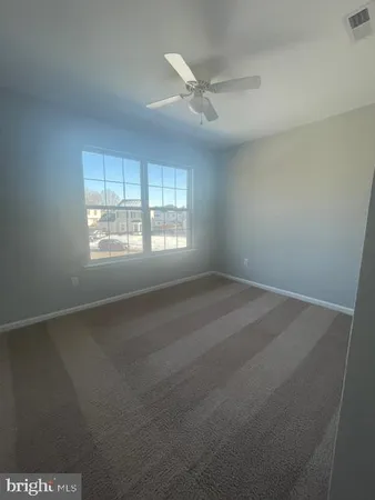 $2,395 | 25 Sir Thomas Lane, Newark, DE 19702