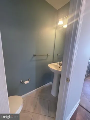 $2,395 | 25 Sir Thomas Lane, Newark, DE 19702