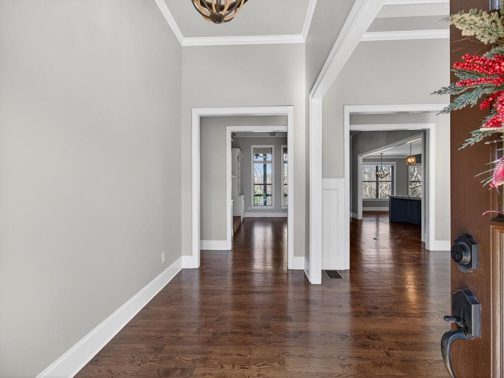 436 Thunder Road Buford, GA 30518 - Photo 4 of 62