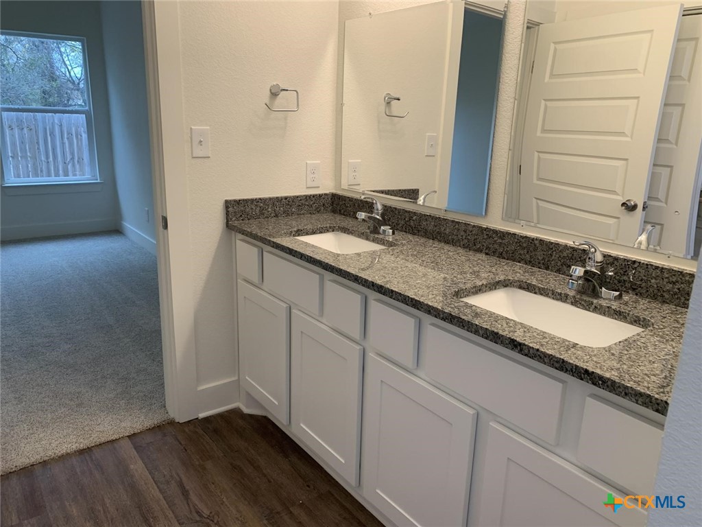 1854 Royal Loop Belton, TX 76513 - Photo 18 of 26