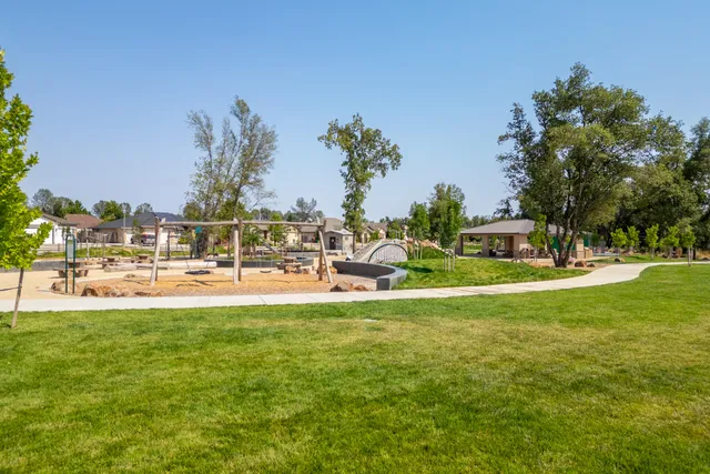 $562,800 | 3225 Lower Lane, Redding, CA 96002