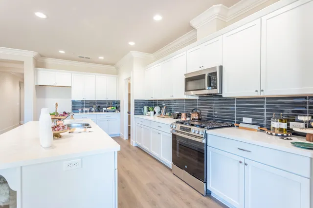 $562,800 | 3225 Lower Lane, Redding, CA 96002