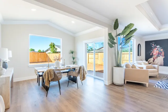 $562,800 | 3225 Lower Lane, Redding, CA 96002