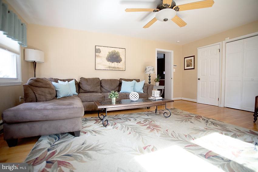 422 Anthwyn Road Narberth, PA 19072 - Photo 11 of 33 Family Room off the kitchen