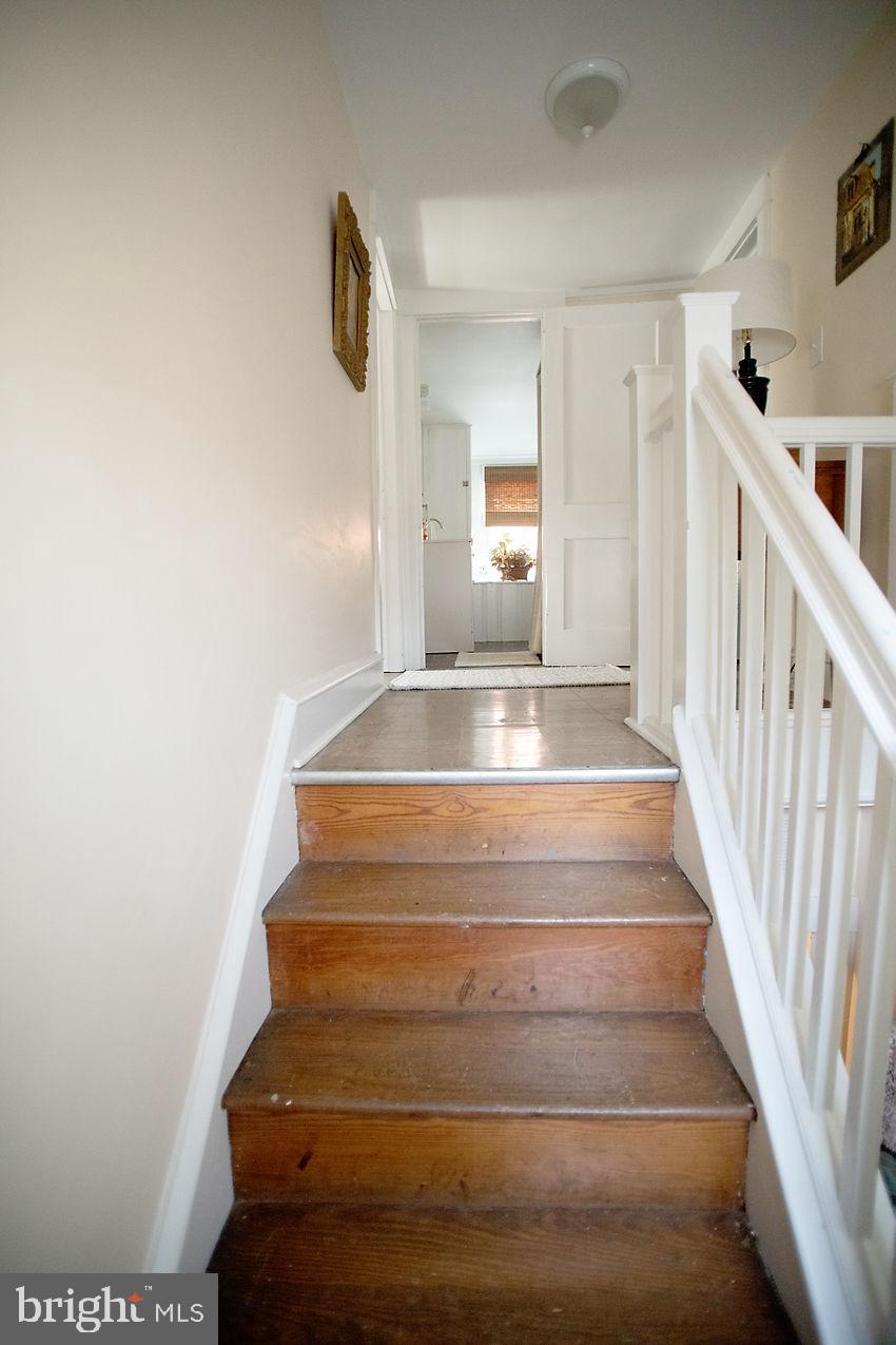 422 Anthwyn Road Narberth, PA 19072 - Photo 19 of 33 Stairs to 3rd Floor