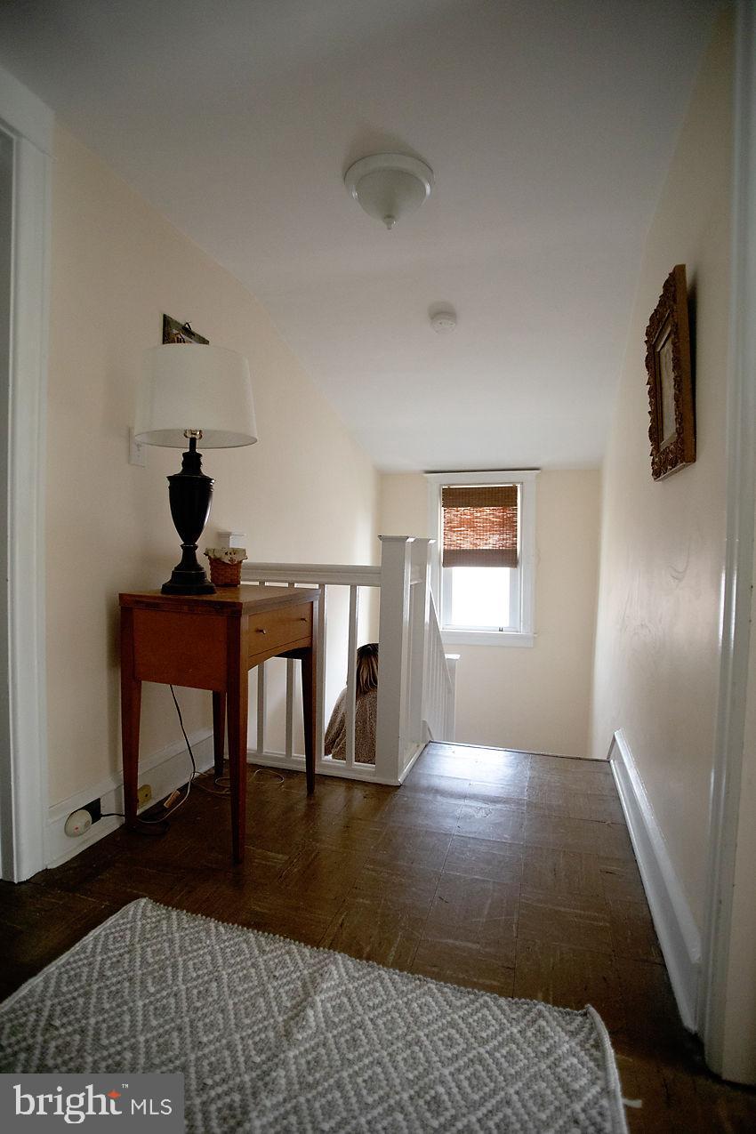 422 Anthwyn Road Narberth, PA 19072 - Photo 22 of 33 3rd floor landing area