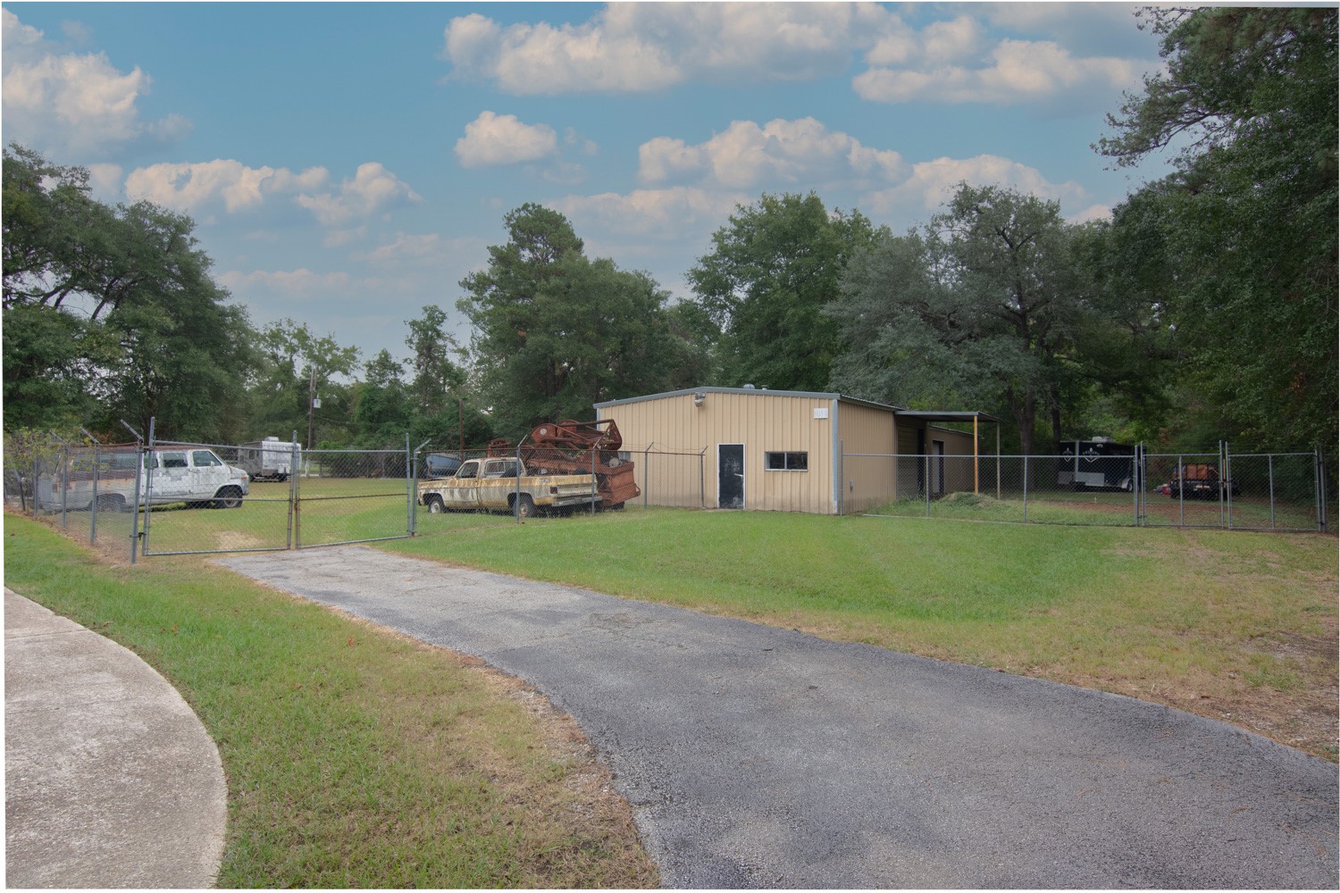 8819 Dowdell Road Tomball, TX 77375 - Photo 12 of 26