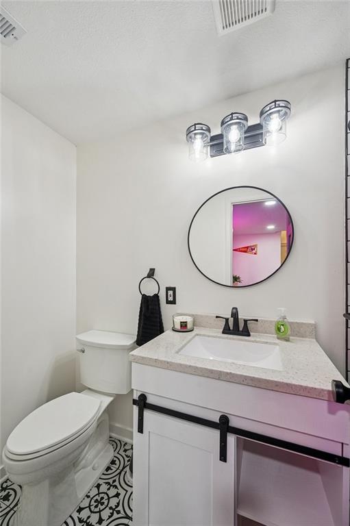 10706 Country Lane Peculiar, MO 64078 - Photo 33 of 37