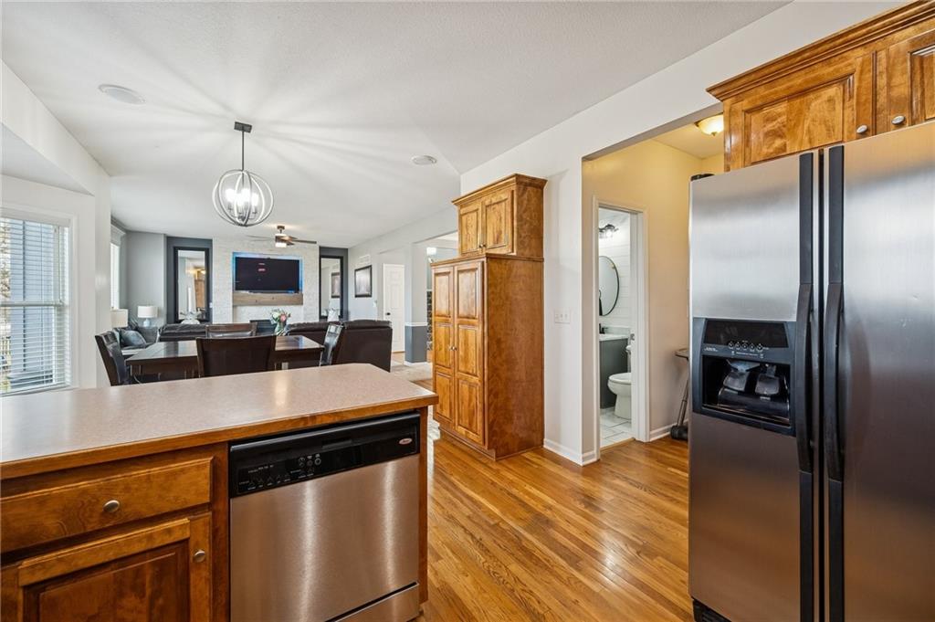 10706 Country Lane Peculiar, MO 64078 - Photo 10 of 37