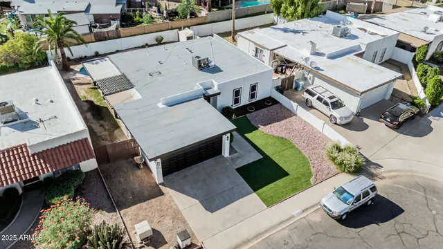 $3,000 | 10838 North 32nd Lane, Phoenix, AZ 85029