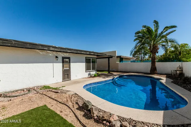 $3,000 | 10838 North 32nd Lane, Phoenix, AZ 85029