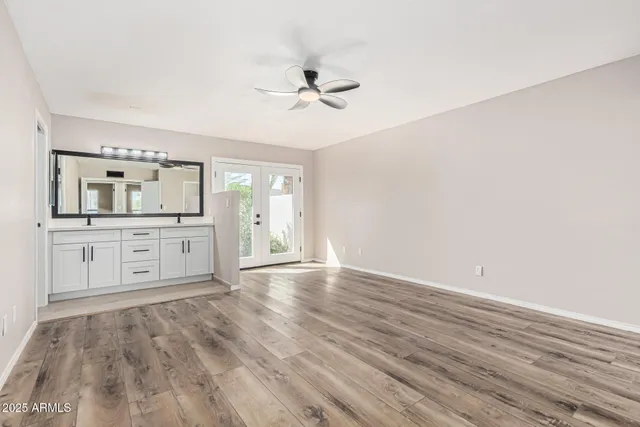 $3,000 | 10838 North 32nd Lane, Phoenix, AZ 85029