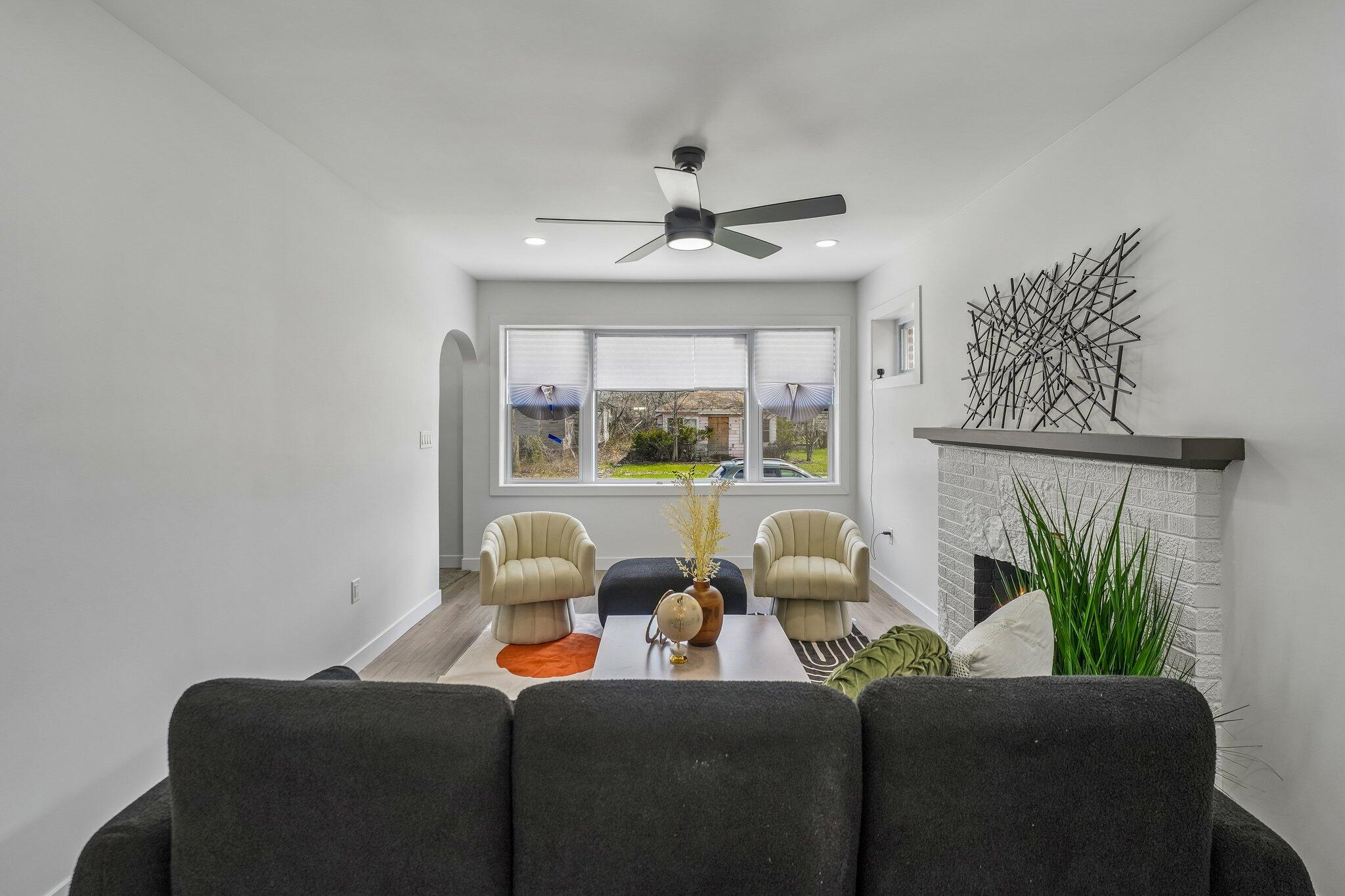 3872 Jefferson Street Gary, IN 46408 - Photo 5 of 23 2048x1365