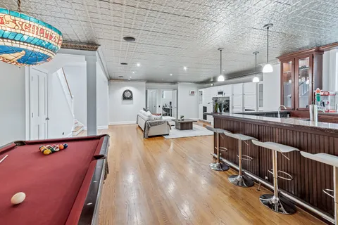 $2,499,999 | 1852 West Wellington Avenue, Chicago, IL 60657