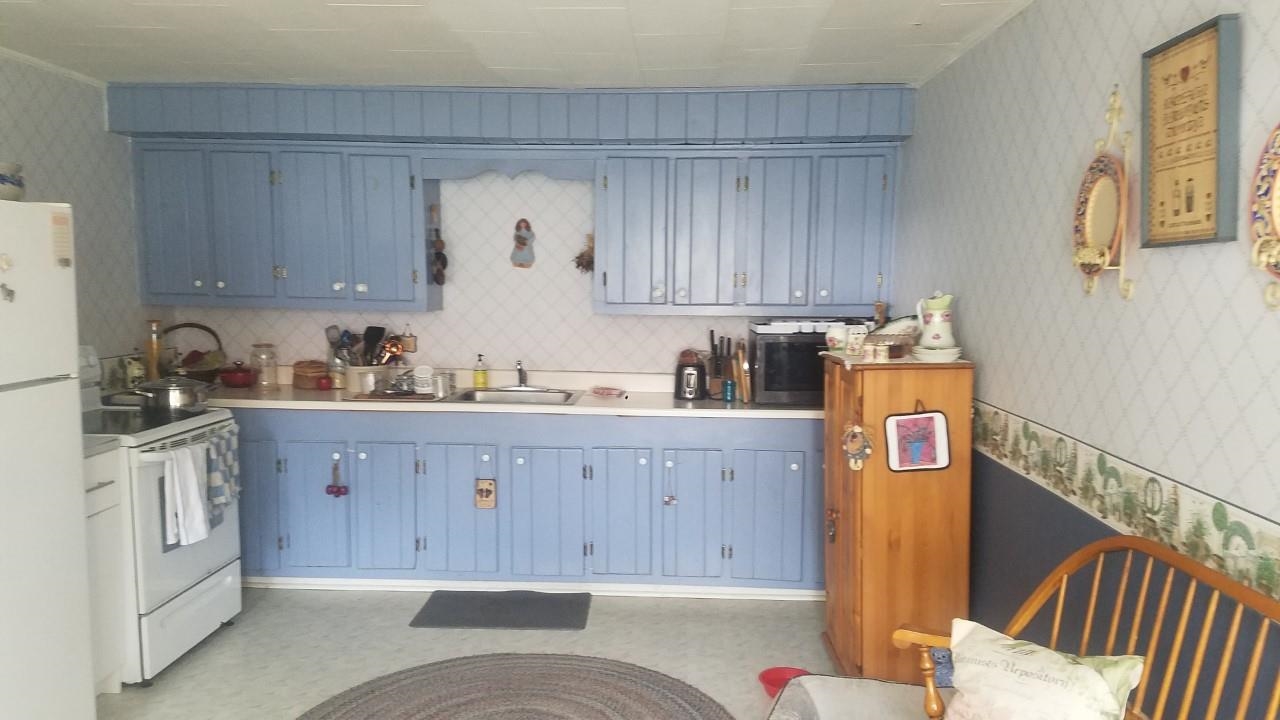 39 Brooks Place Glover, VT 05839 - Photo 16 of 28