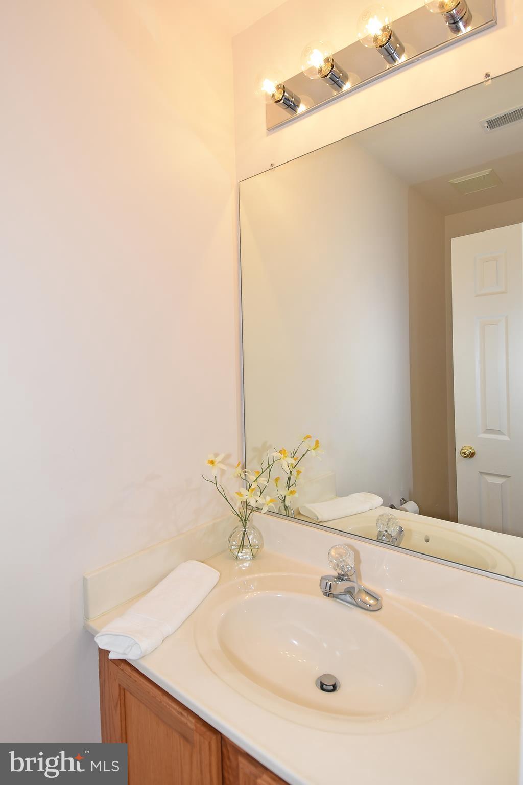 14000 Rockingham Road Germantown, MD 20874 - Photo 25 of 29 Bath