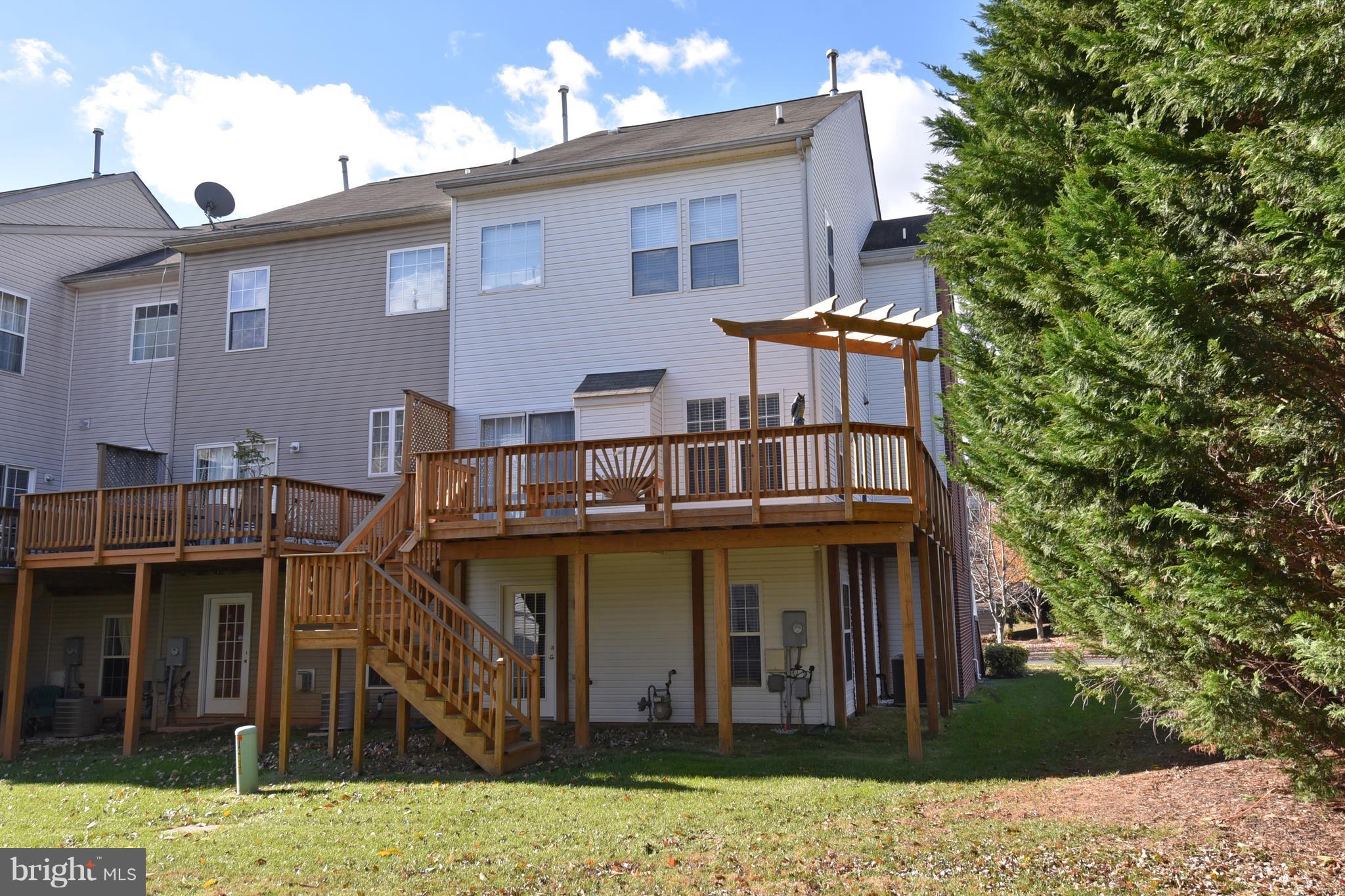 14000 Rockingham Road Germantown, MD 20874 - Photo 26 of 29 Exterior (Rear)