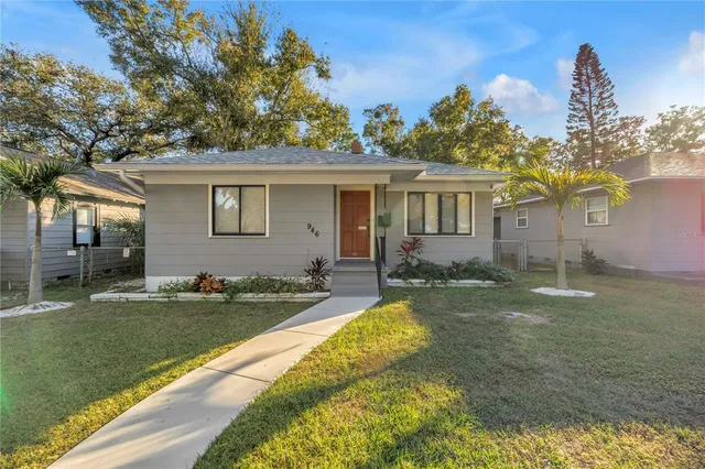 $285,000 | 946 23rd Avenue South, St. Petersburg, FL 33705