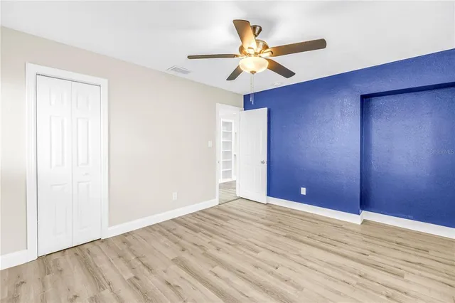 $285,000 | 946 23rd Avenue South, St. Petersburg, FL 33705