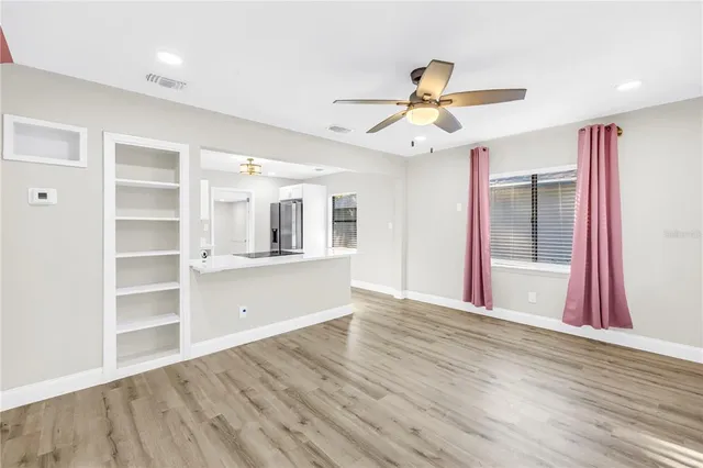 $285,000 | 946 23rd Avenue South, St. Petersburg, FL 33705