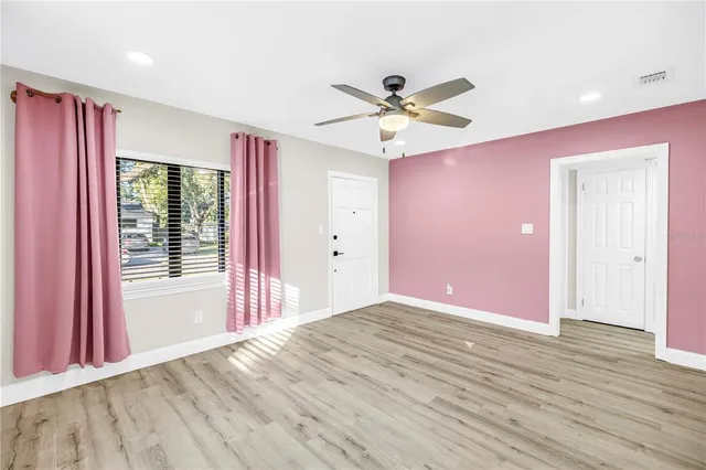 $285,000 | 946 23rd Avenue South, St. Petersburg, FL 33705