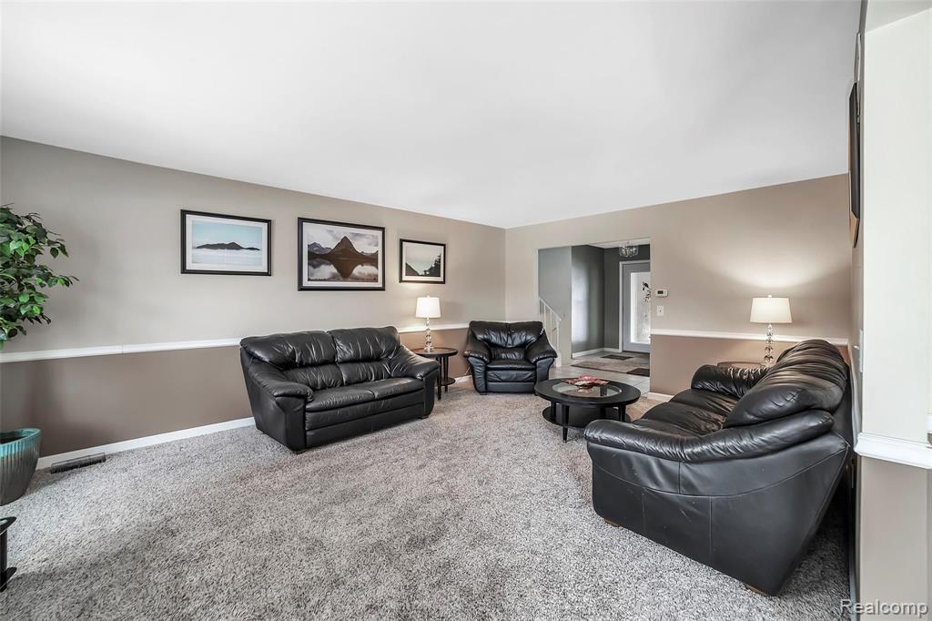 6350 Argentine Road Howell, MI 48855 - Photo 10 of 32